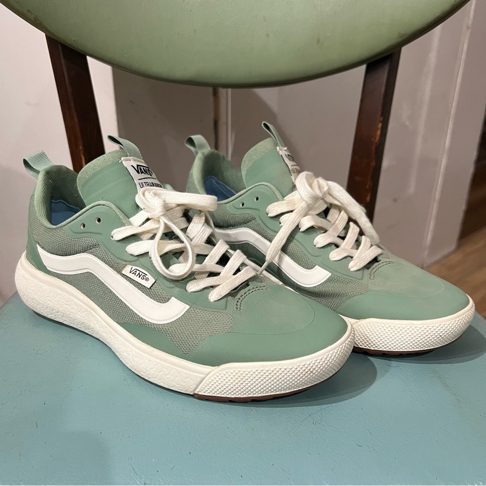 Vans Ultrarange Shoes